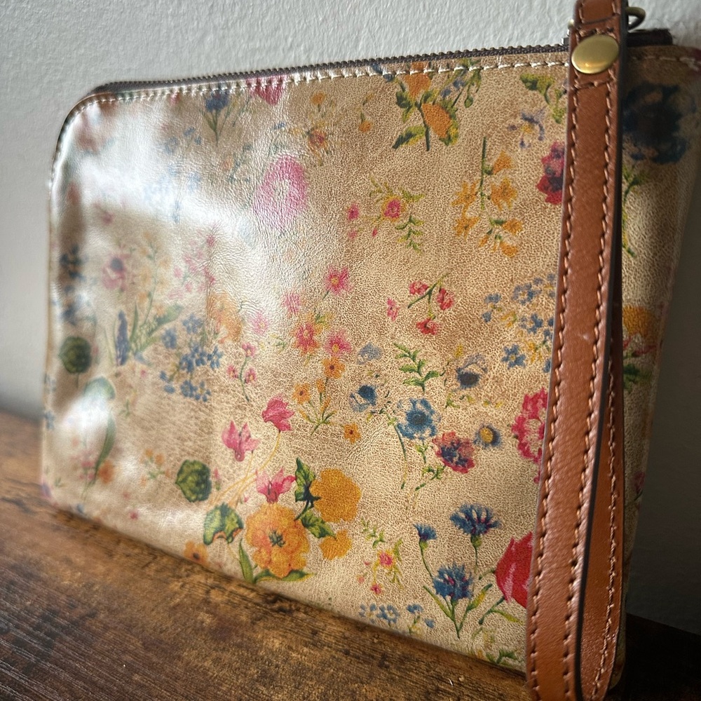 Patricia Nash Floral Print Leather Wristlet Clutch New Without Tags - Picture 2 of 7